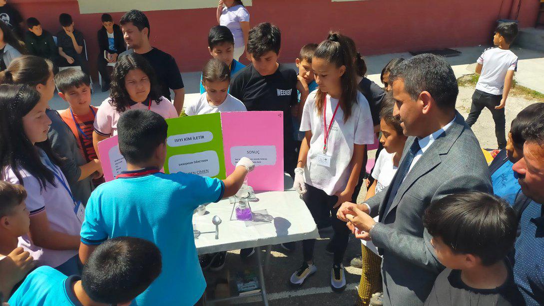  Şehit Hüseyin Topkaya Ortaokulu Bilim Festivali