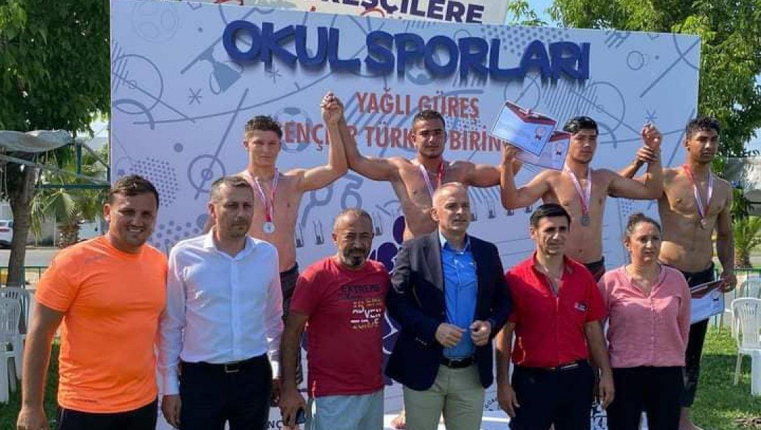 Yağlı Güreş Gençler Türkiye Şampiyonası 